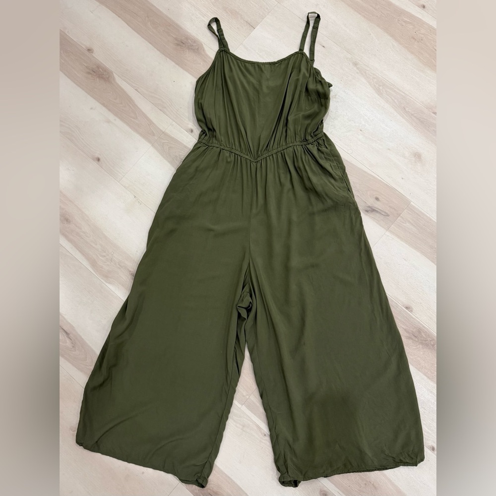 GAP Olive Green Women's Wide leg Jumpsuit size L